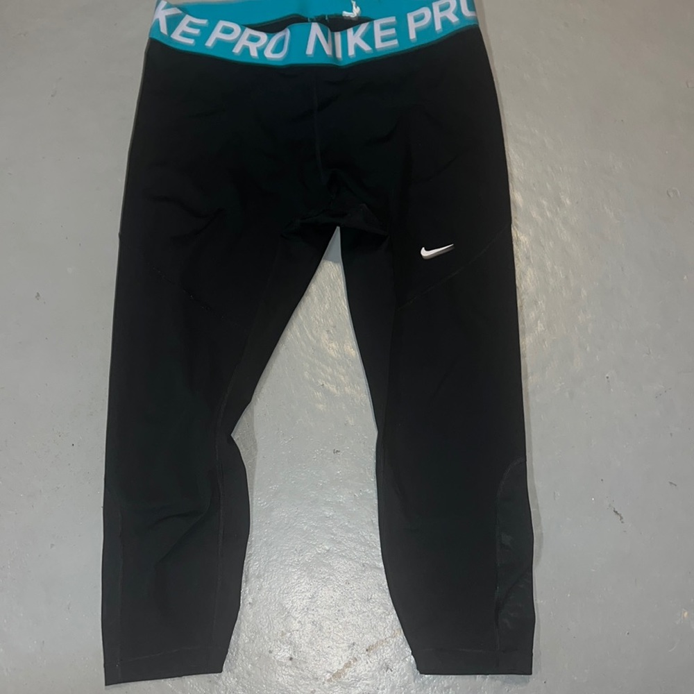 black nike pro leggings. size 1x.